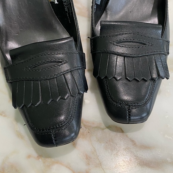 Isaac Mizrahi Black Heels - Size 6 1/2 - Picture 4 of 7